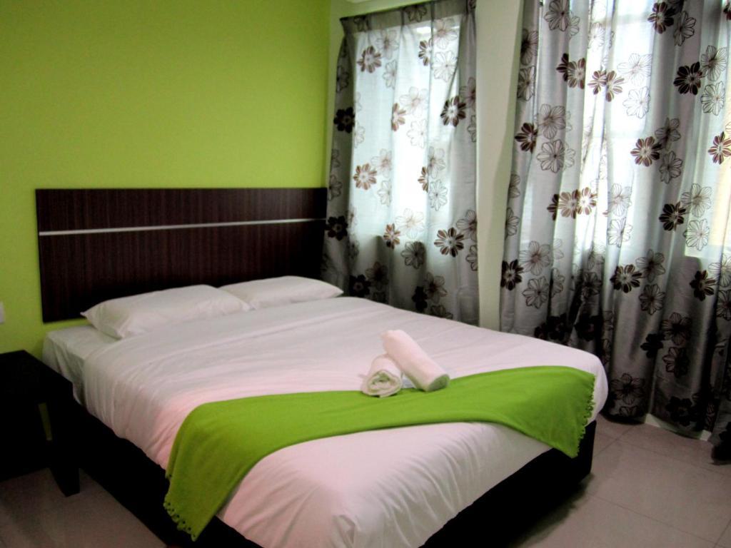 Eco Hotel Putra Каджанг Екстер'єр фото
