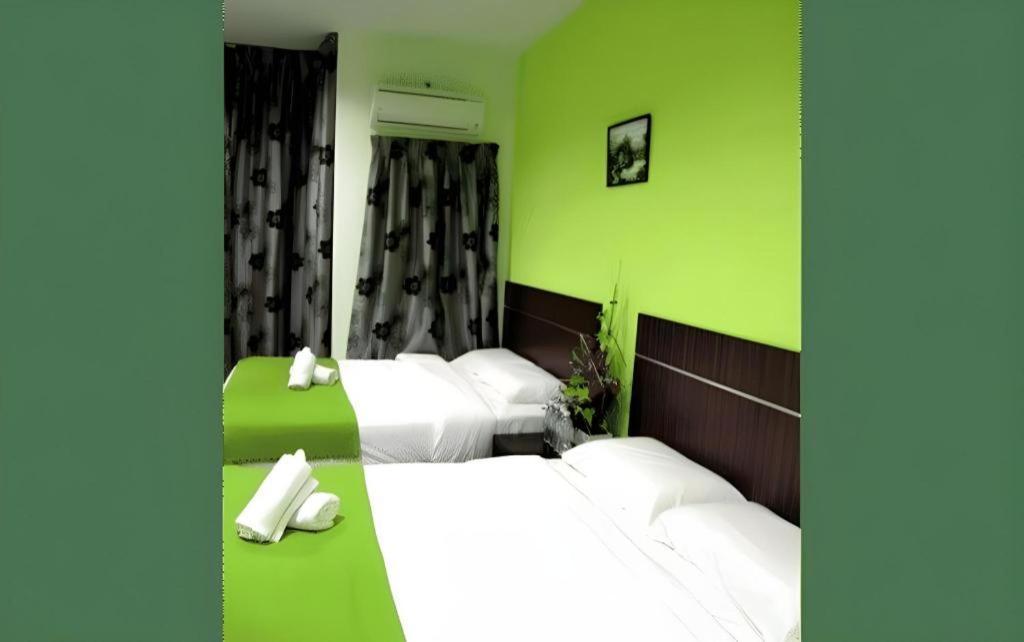 Eco Hotel Putra Каджанг Екстер'єр фото