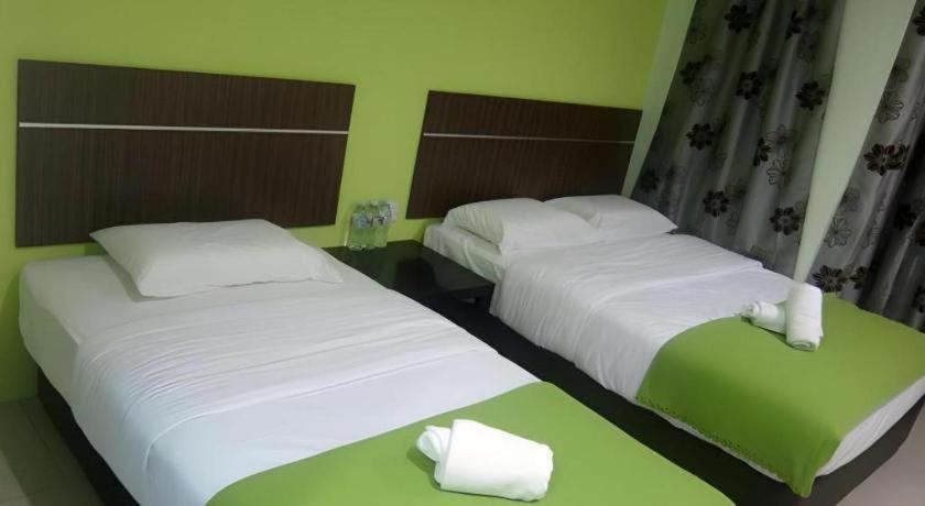 Eco Hotel Putra Каджанг Екстер'єр фото