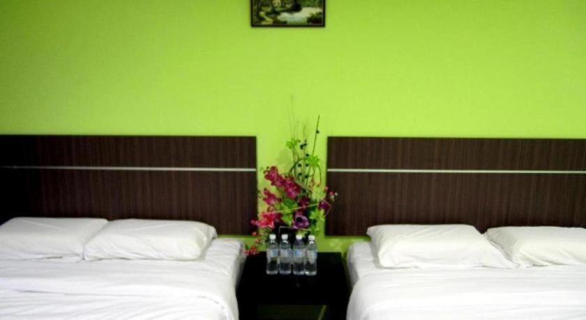 Eco Hotel Putra Каджанг Екстер'єр фото